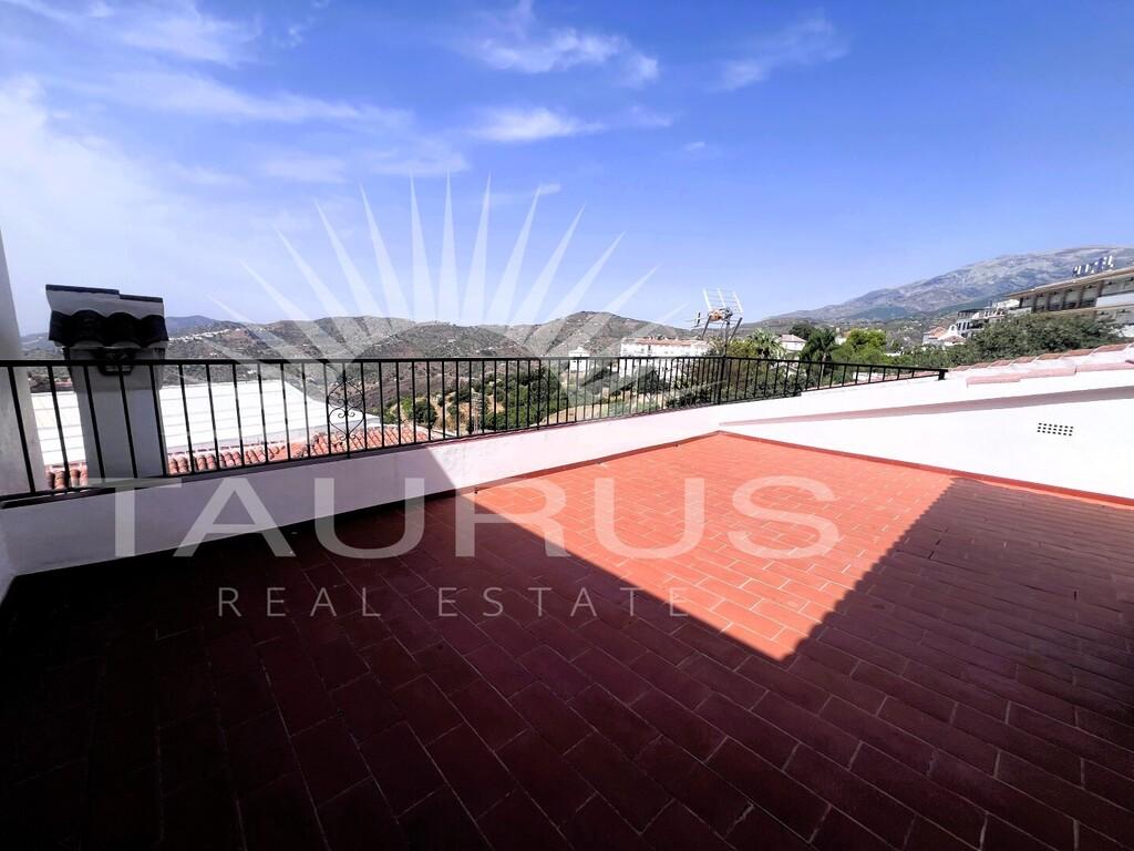 Casa en Venta en Cómpeta