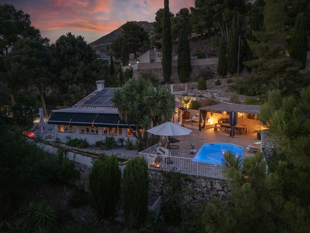 Villa en Venta en Cómpeta