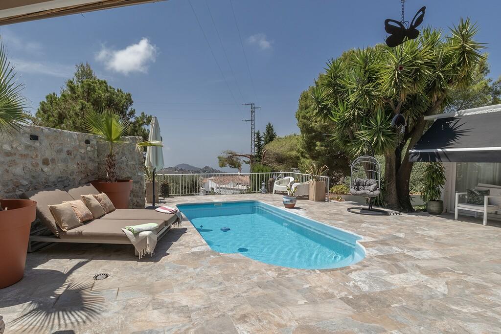 Villa for Sale in Cómpeta
