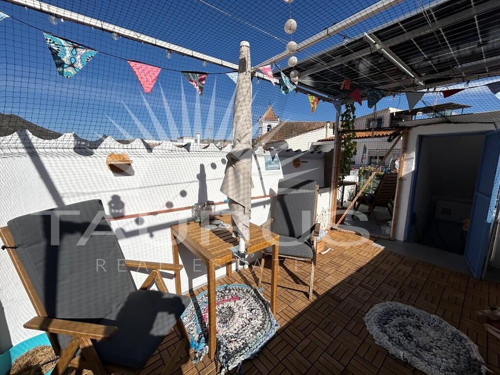 House for Sale in Sayalonga