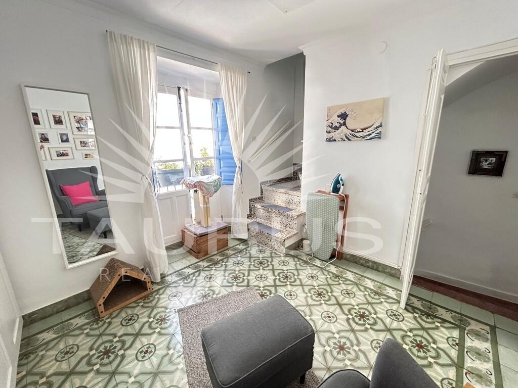 House for Sale in Sayalonga