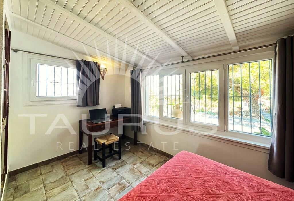 Villa en Venta en Cómpeta