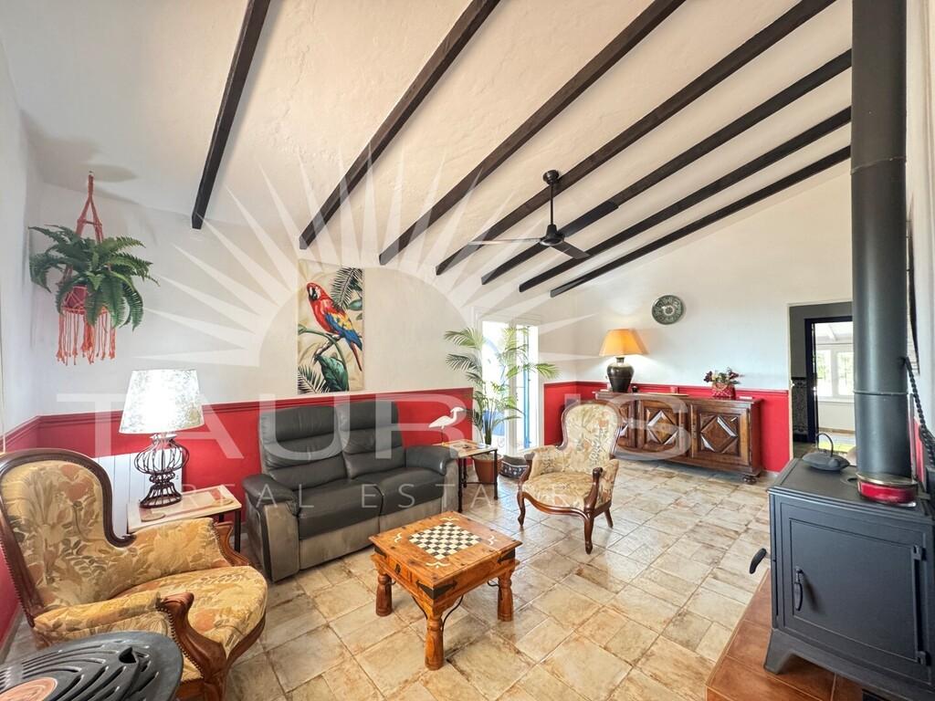Villa en Venta en Cómpeta