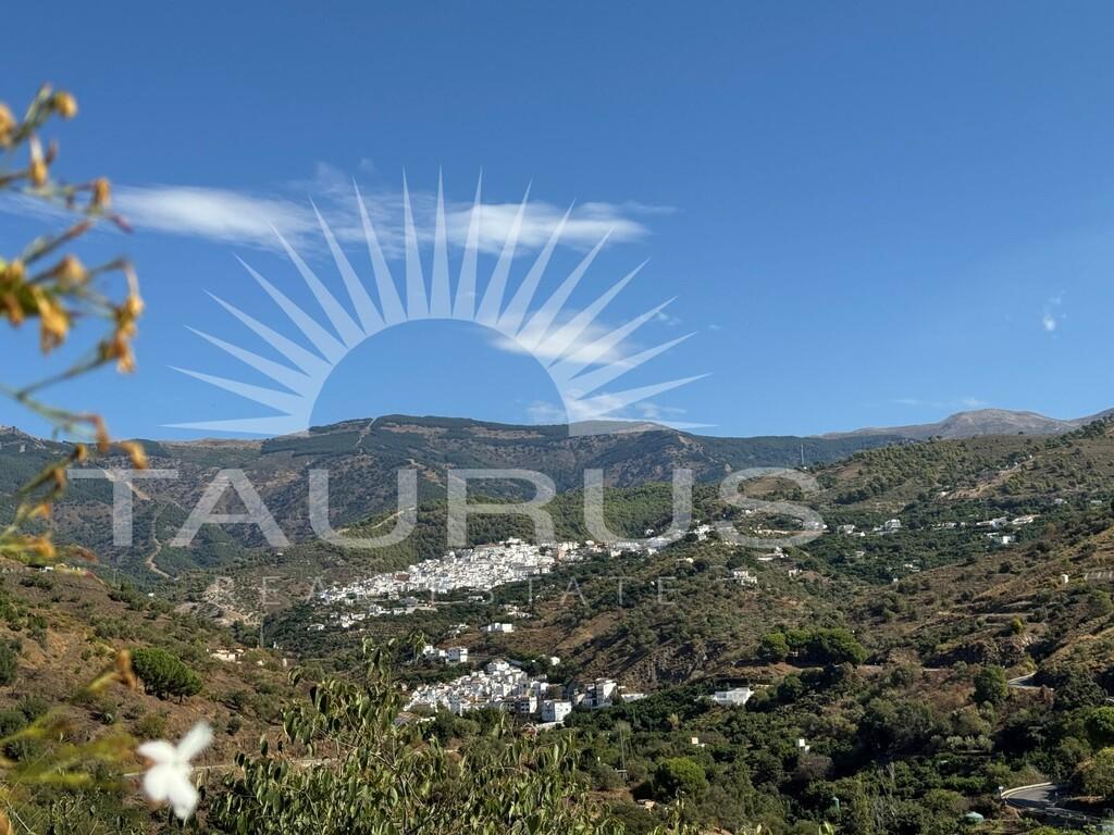 Villa for Sale in Árchez