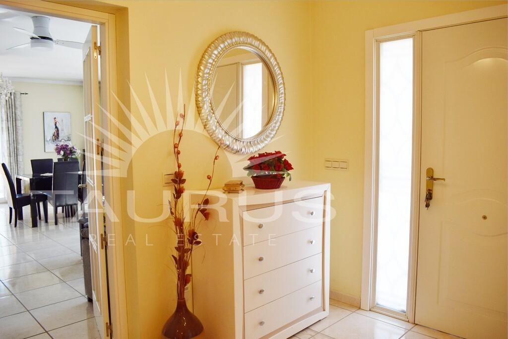 Villa for Sale in Cómpeta