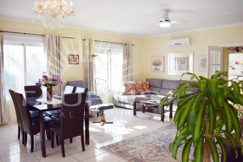 Villa for Sale in Cómpeta