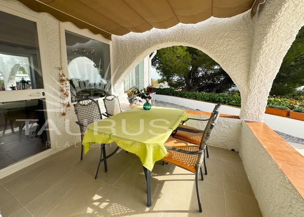 Villa en Venta en Cómpeta