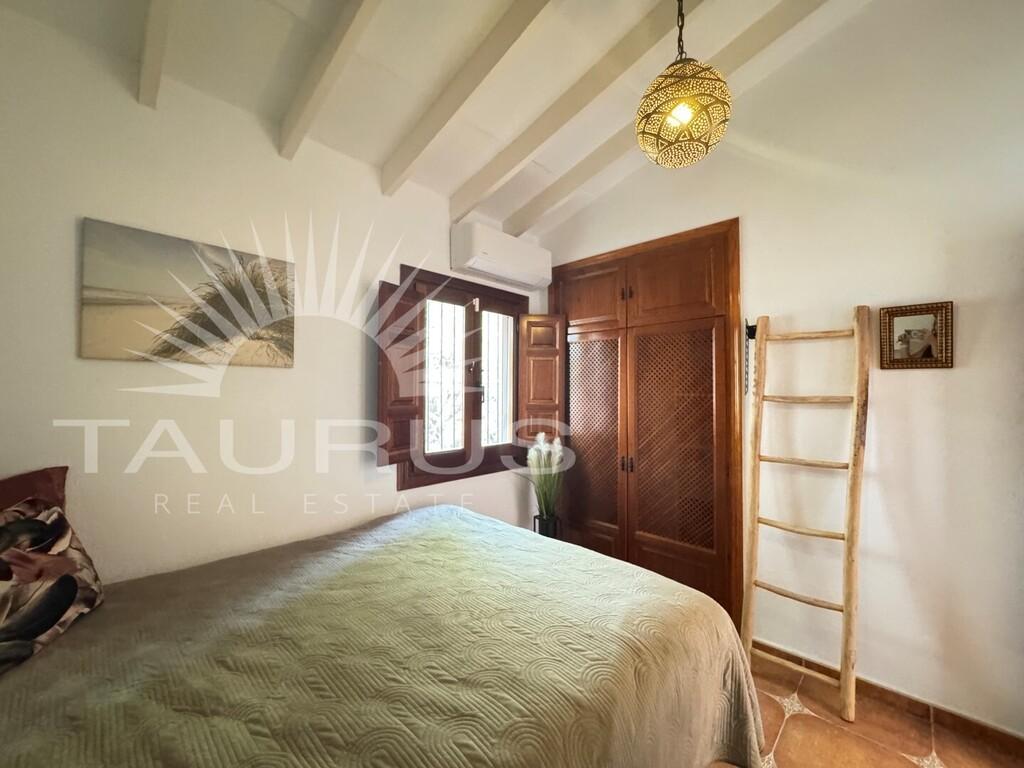 Villa en Venta en Cómpeta