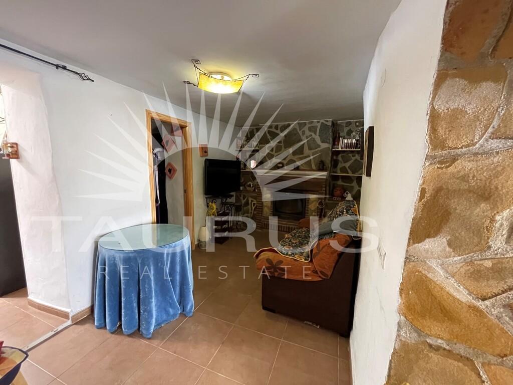 House for Sale in Árchez