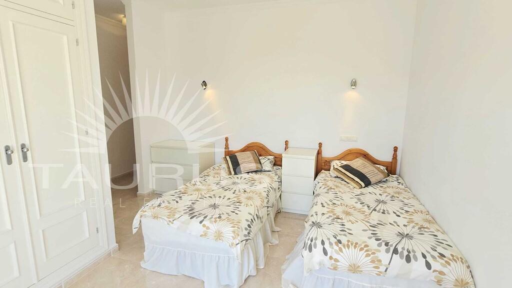 Villa for Sale in Árchez