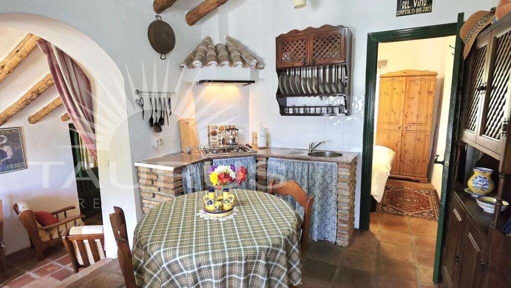 Villa for Sale in Cómpeta