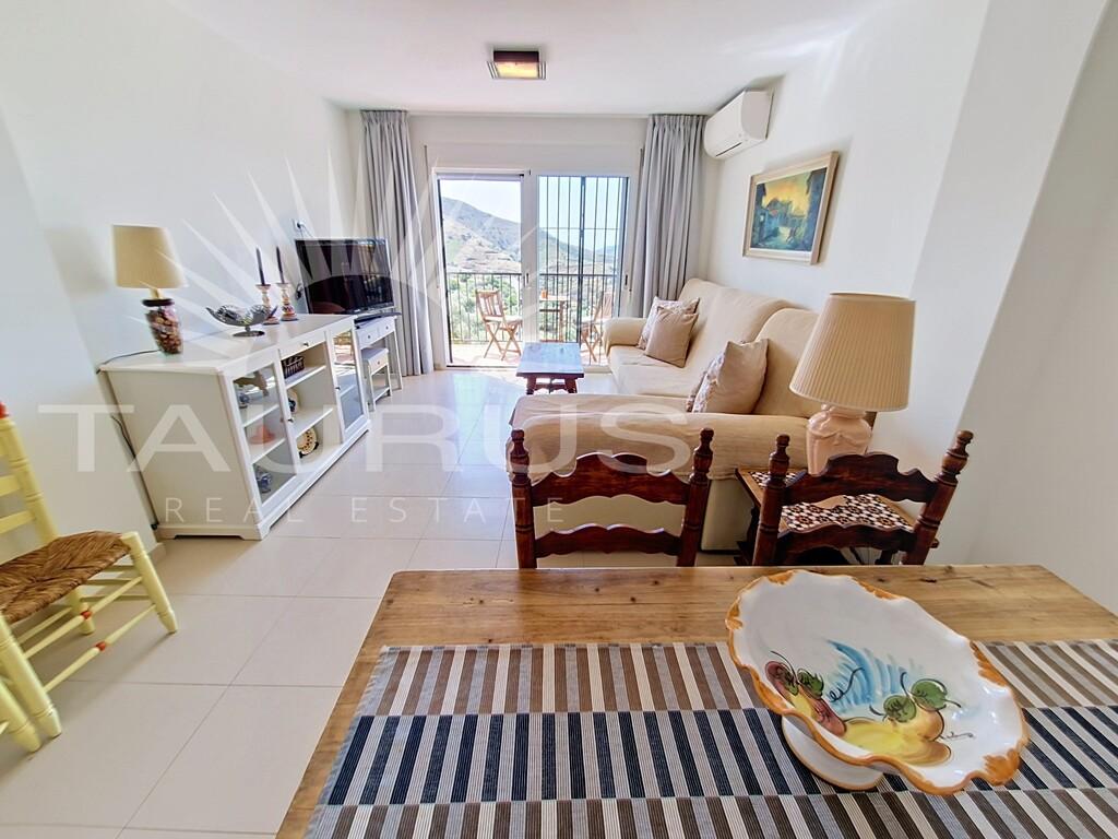 Apartment for Sale in Canillas de Aceituno