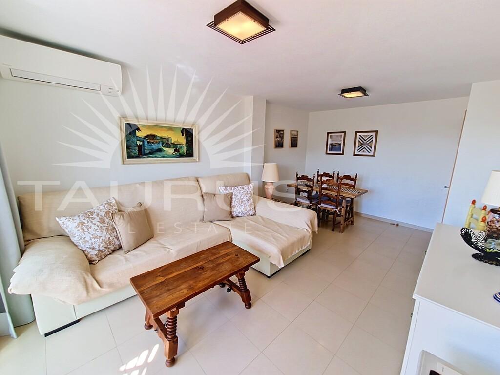 Apartment for Sale in Canillas de Aceituno