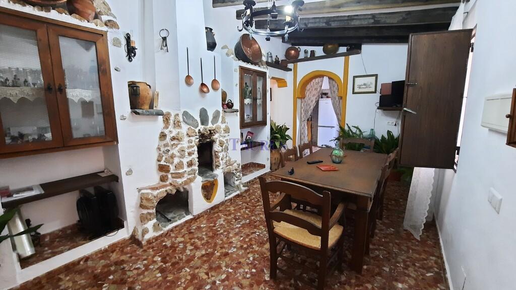 Villa for Sale in Sedella