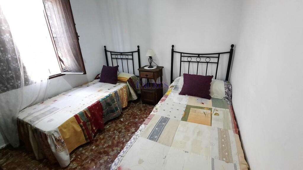 Villa for Sale in Sedella