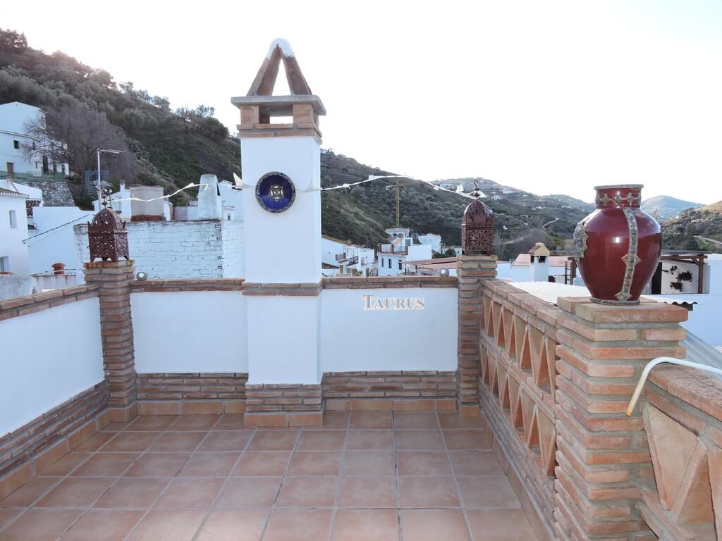 House for Sale in Árchez
