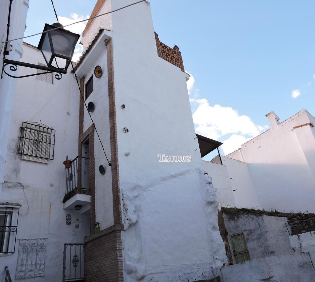 House for Sale in Árchez