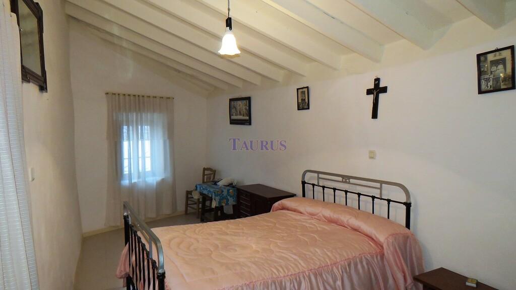 House for Sale in Comares