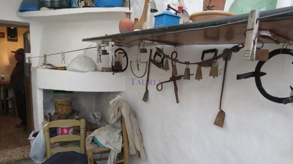 House for Sale in Comares