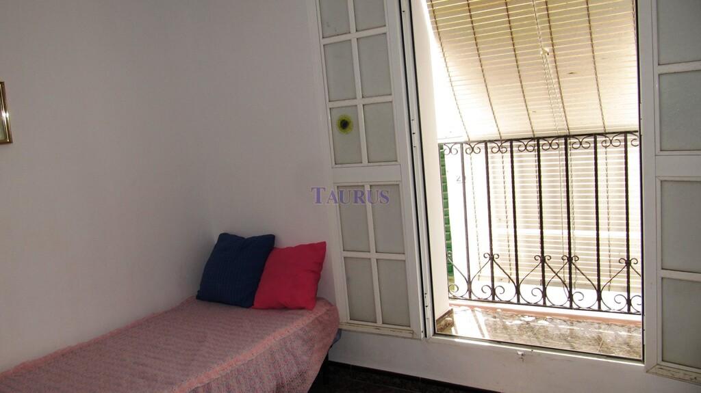 House for Sale in Sayalonga