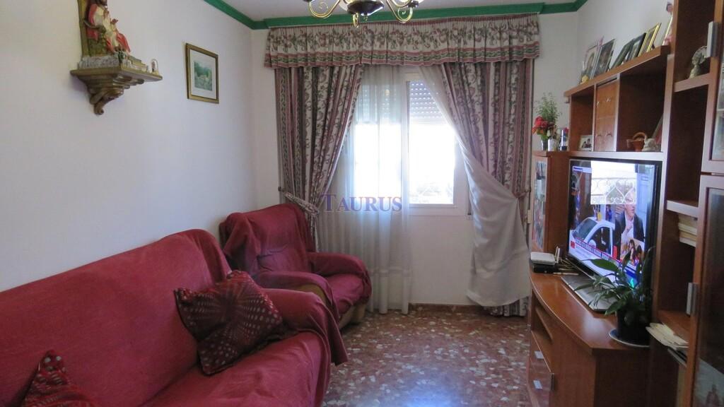 House for Sale in Canillas de Albaida