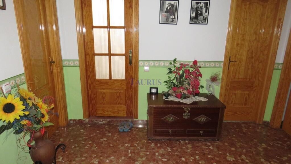 House for Sale in Canillas de Albaida