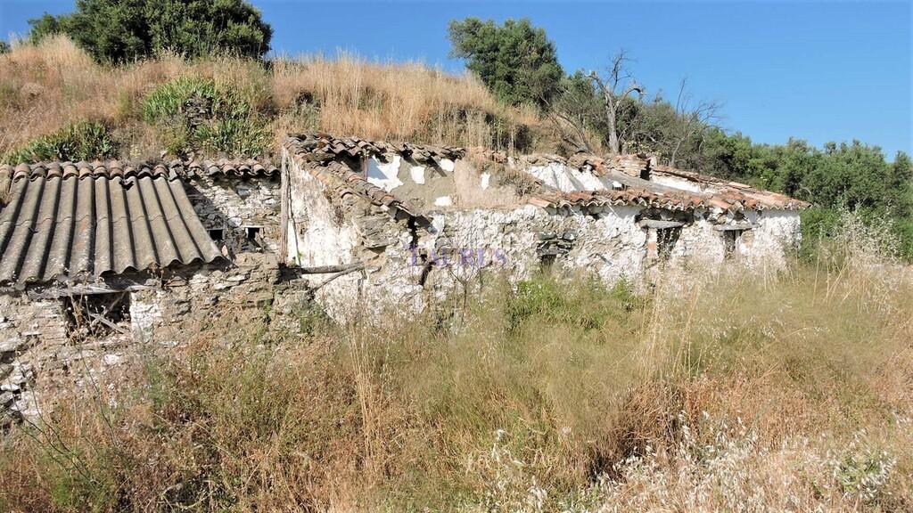 Country Property for Sale in Sedella