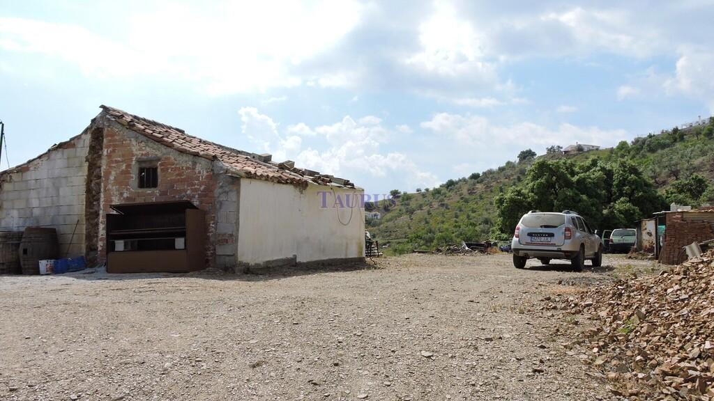 Country Property for Sale in Canillas de Albaida