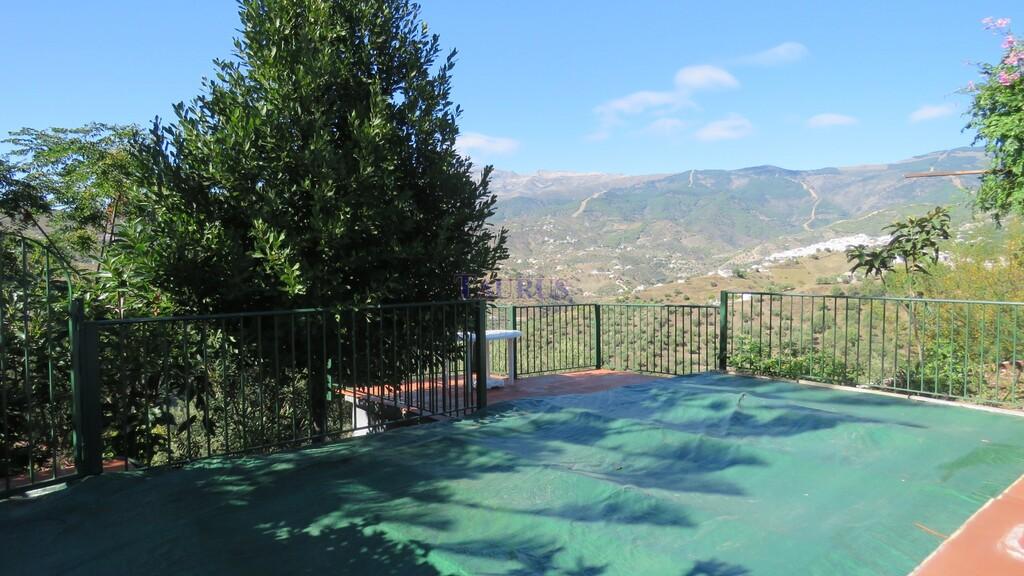 Villa for Sale in Cómpeta