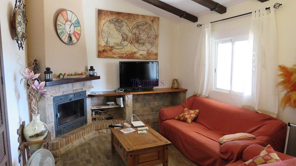 Country Property for Sale in Cómpeta