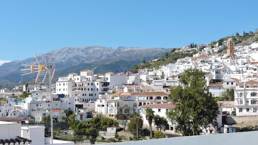 Casa en Venta en Cómpeta