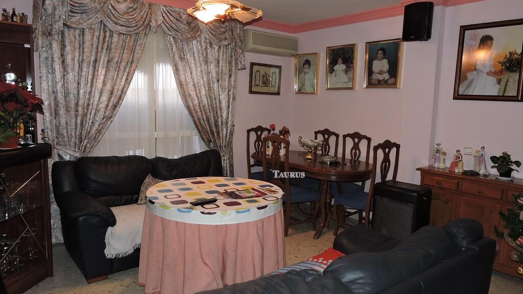 Apartment for Sale in Cómpeta
