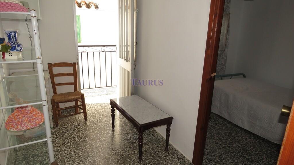 House for Sale in Canillas de Albaida