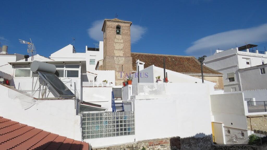 House for Sale in Canillas de Albaida