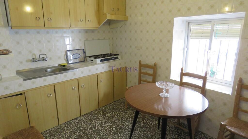 House for Sale in Canillas de Albaida