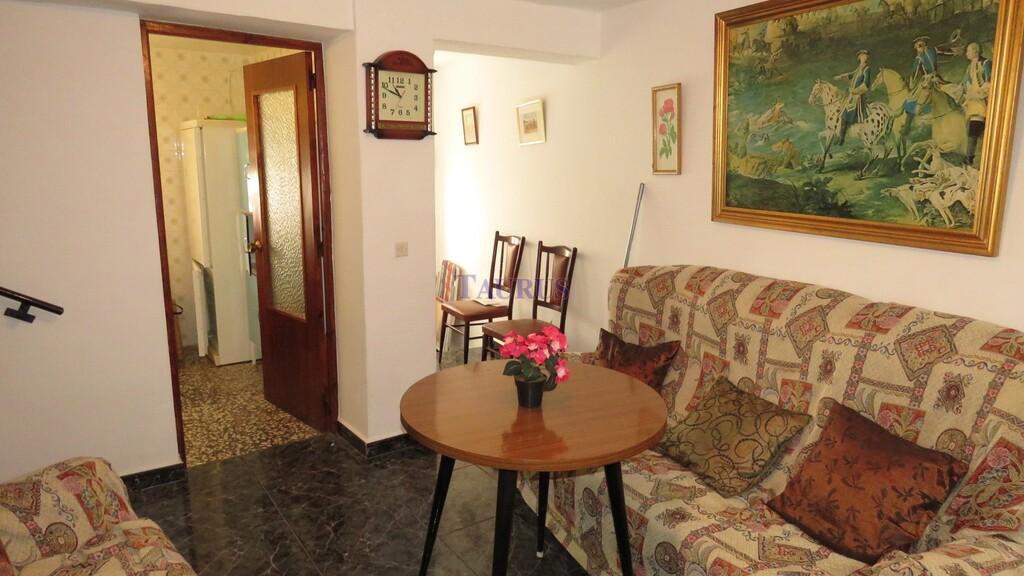 House for Sale in Canillas de Albaida