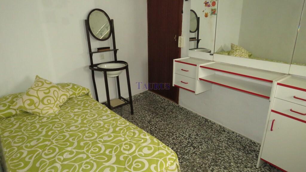 House for Sale in Canillas de Albaida