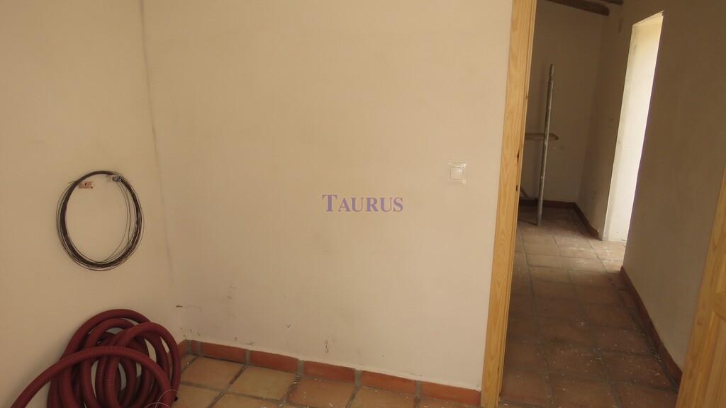 Country Property for Sale in Cómpeta