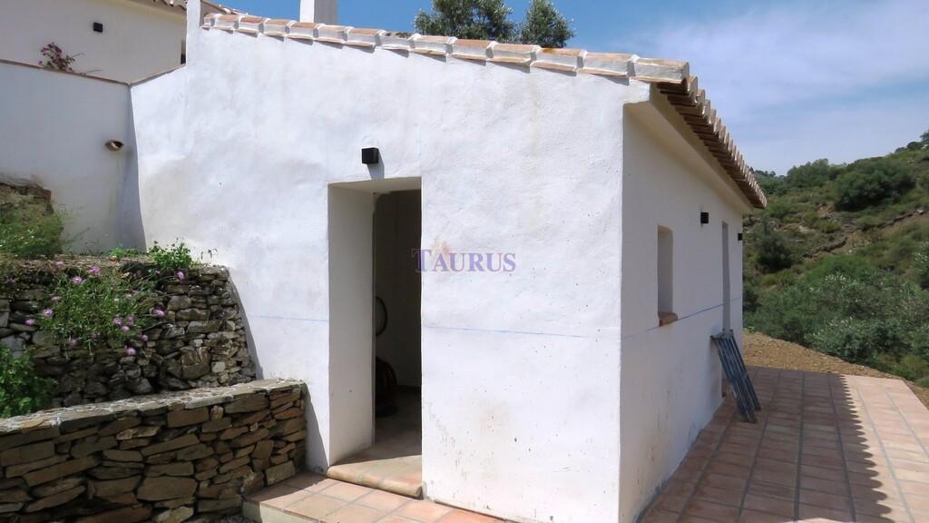 Country Property for Sale in Cómpeta