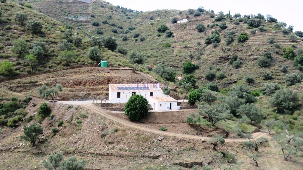 Country Property for Sale in Cómpeta