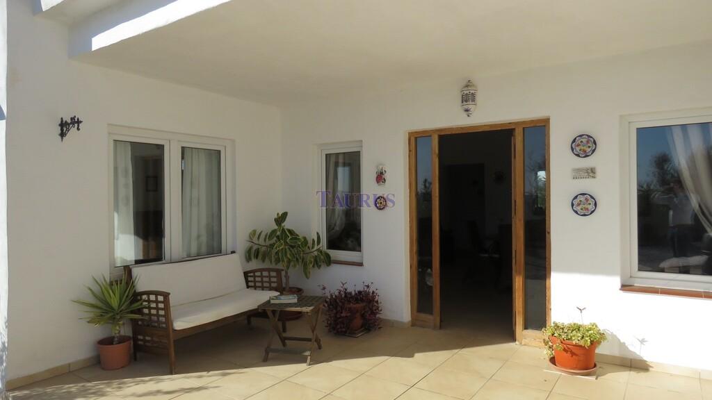 Villa for Sale in Canillas de Aceituno