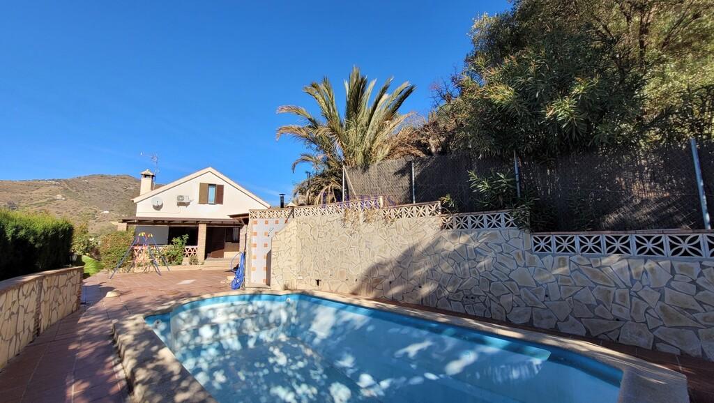 Villa for Sale in Torrox