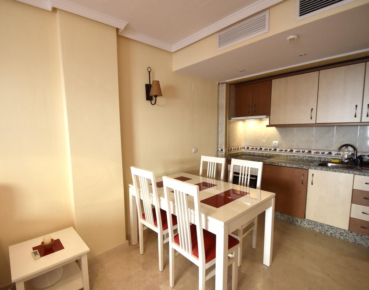 Flat for Rent in Benalmádena