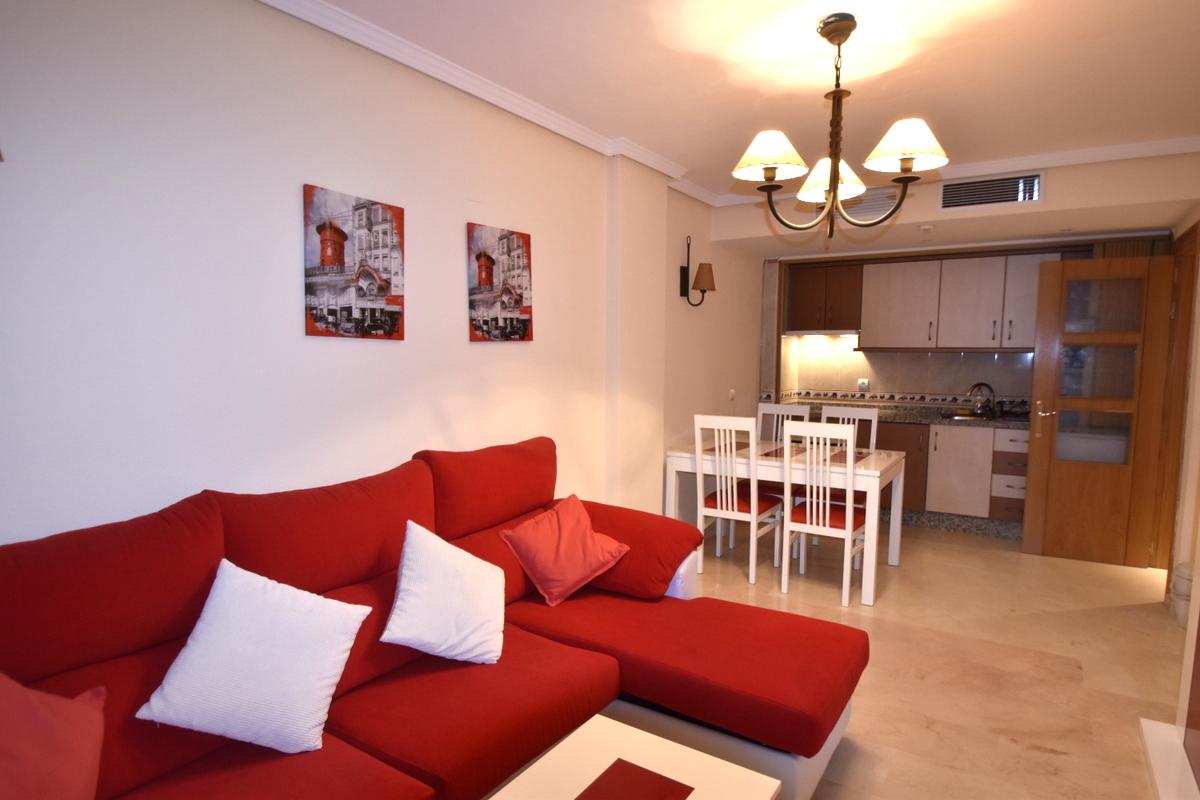 Flat for Rent in Benalmádena