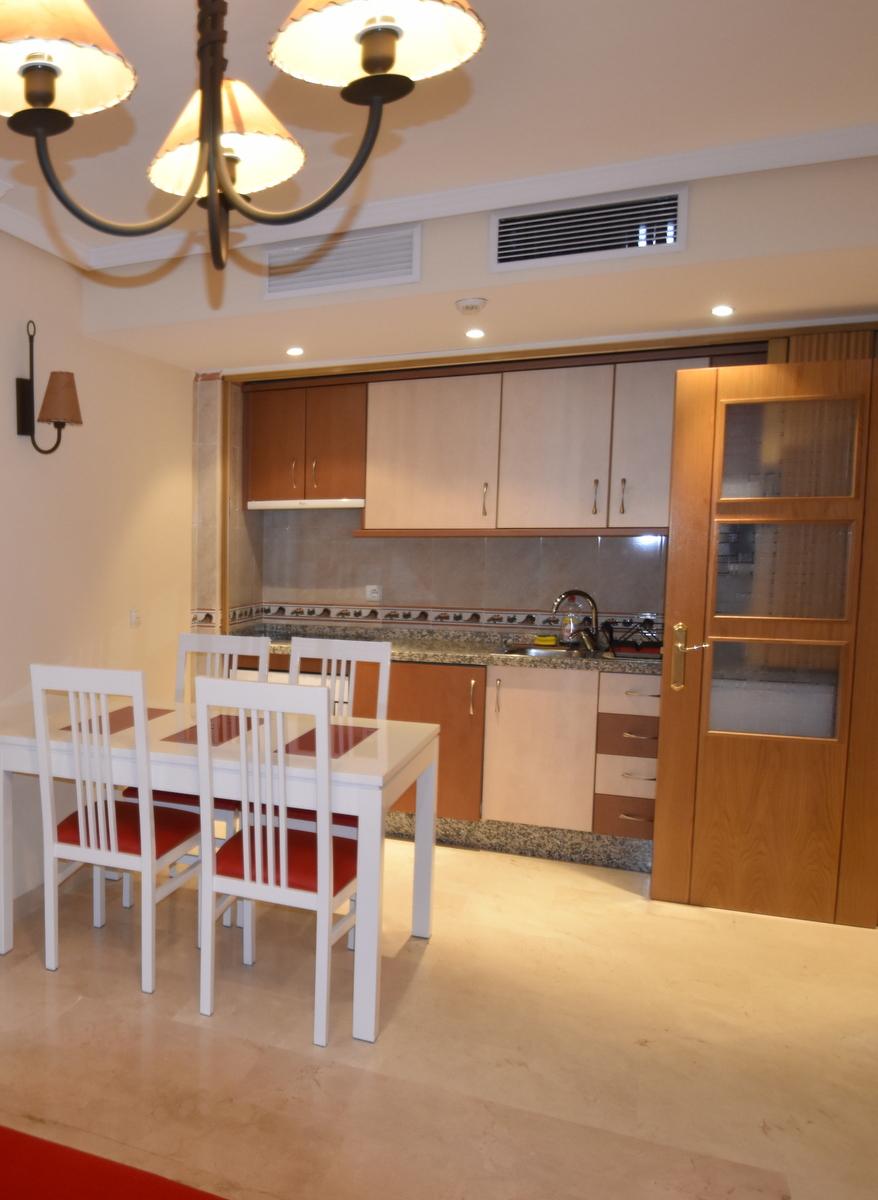 Flat for Rent in Benalmádena