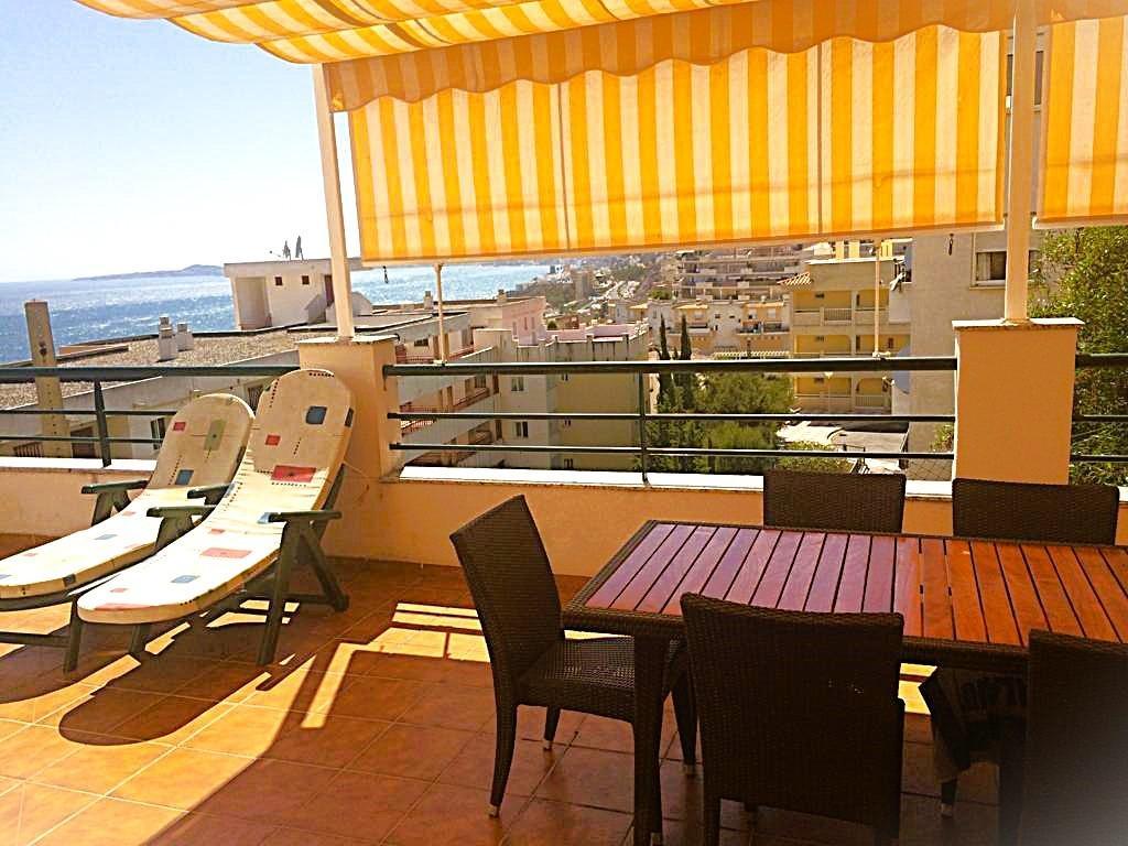 Flat for Sale in Benalmádena