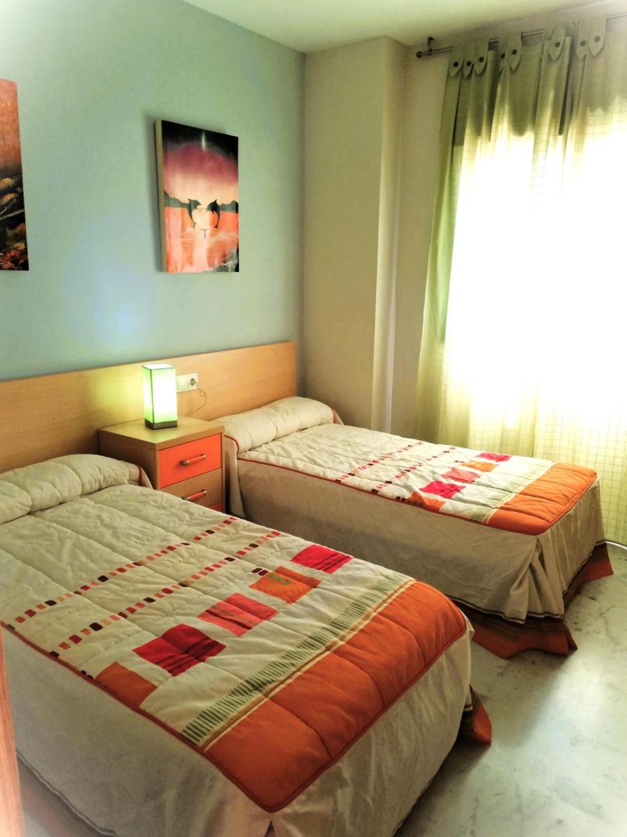 Flat for Sale in Benalmádena