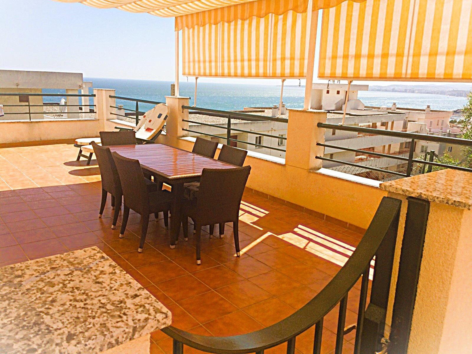 Flat for Sale in Benalmádena