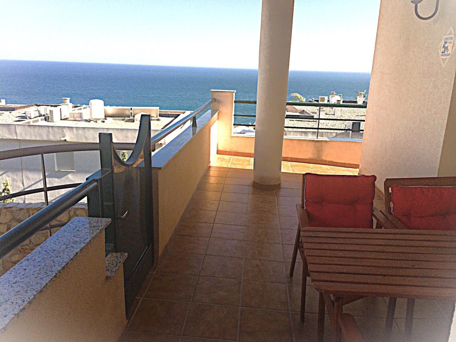 Flat for Sale in Benalmádena
