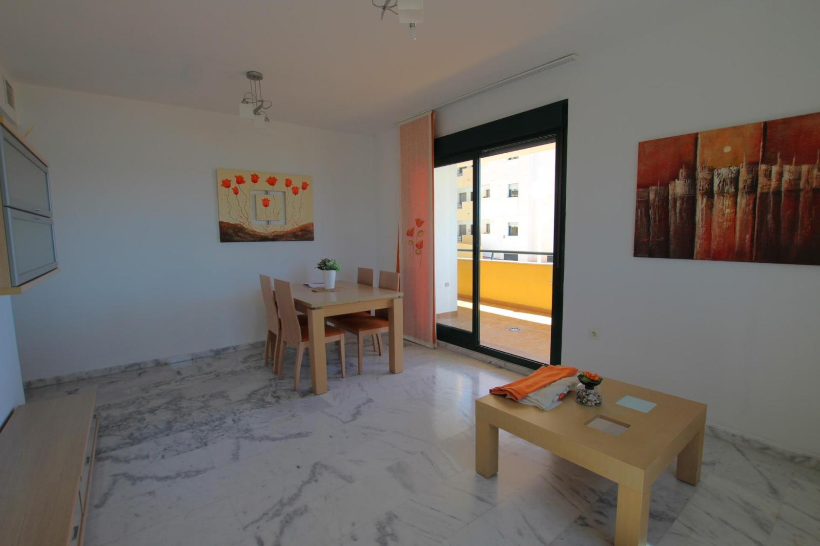 Flat for Sale in Benalmádena